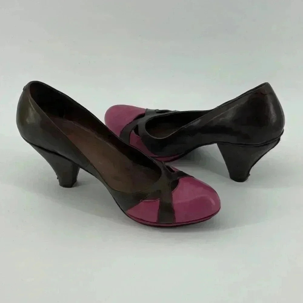 CHANII  B HEELS - Picture 5 of 6
